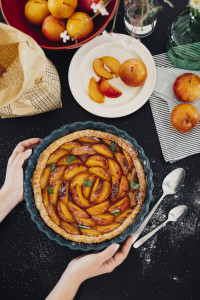 Deep Flan Dish 24 cm - Flour