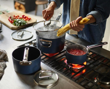 Space 15cm/1.4qt Non-Stick Induction Saucepan & Lid
