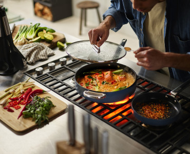 Space 28cm/3.8qt Non-Stick Induction Saute Pan & Lid