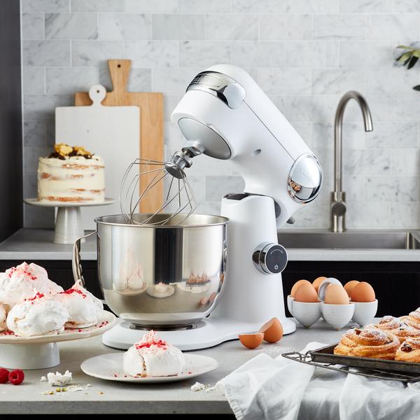Precision Pro Digital Planetary Mixer