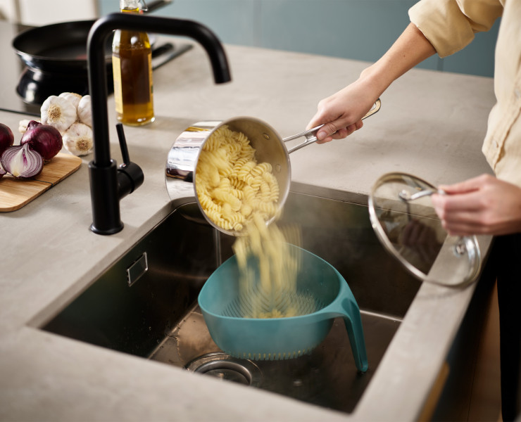 Triangular Colander