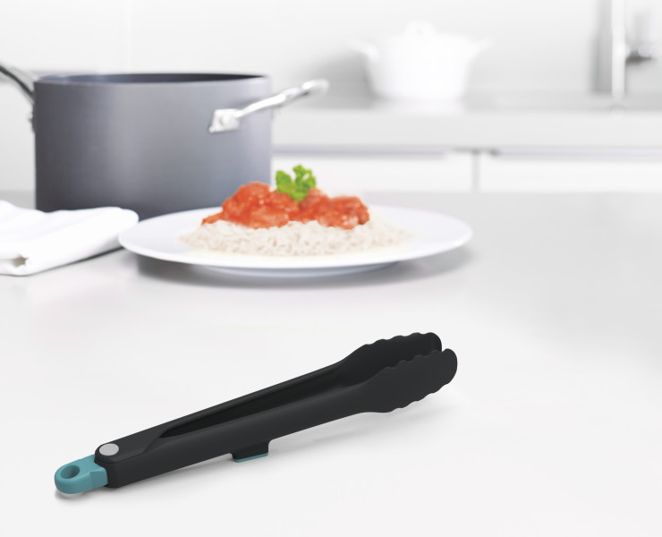Lockable Tongs with integrated tool rest