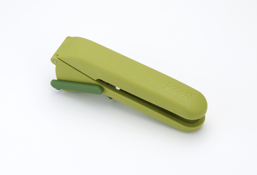 CleanForce Garlic Press