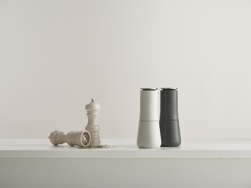 Joseph Joseph - Milltop Salt and pepper mill set